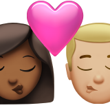 亲吻: 女人男人中等-深肤色中等-浅肤色emoji素材一 160x160像素