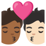 亲吻: 成人成人中等-深肤色较浅肤色emoji素材一 160x160像素
