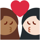 亲吻: 女人女人中等-深肤色较浅肤色emoji素材一 160x160像素