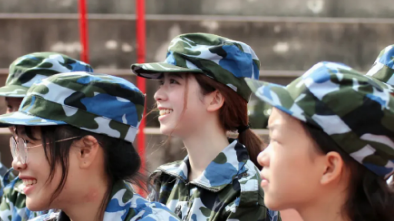 军训特辑 | 用emoji说军训！缩略图