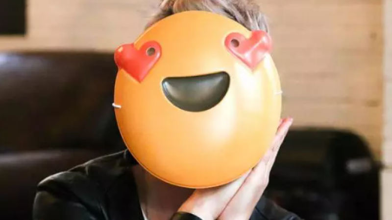 人家的万圣节除了鬼怪篇，还玩起了emoji..缩略图